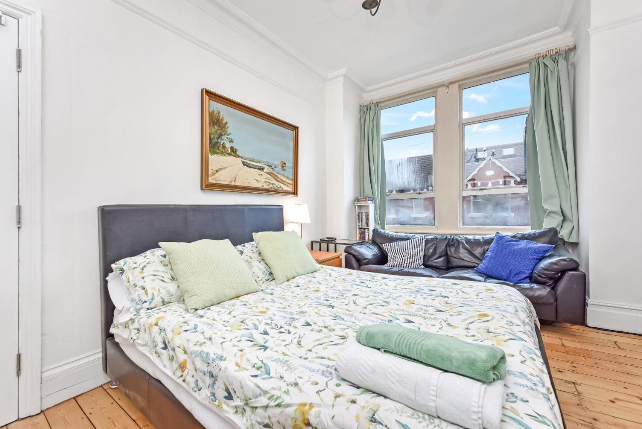 Groves 4 Bedroom, Shepherds Bush Лондон Екстер'єр фото