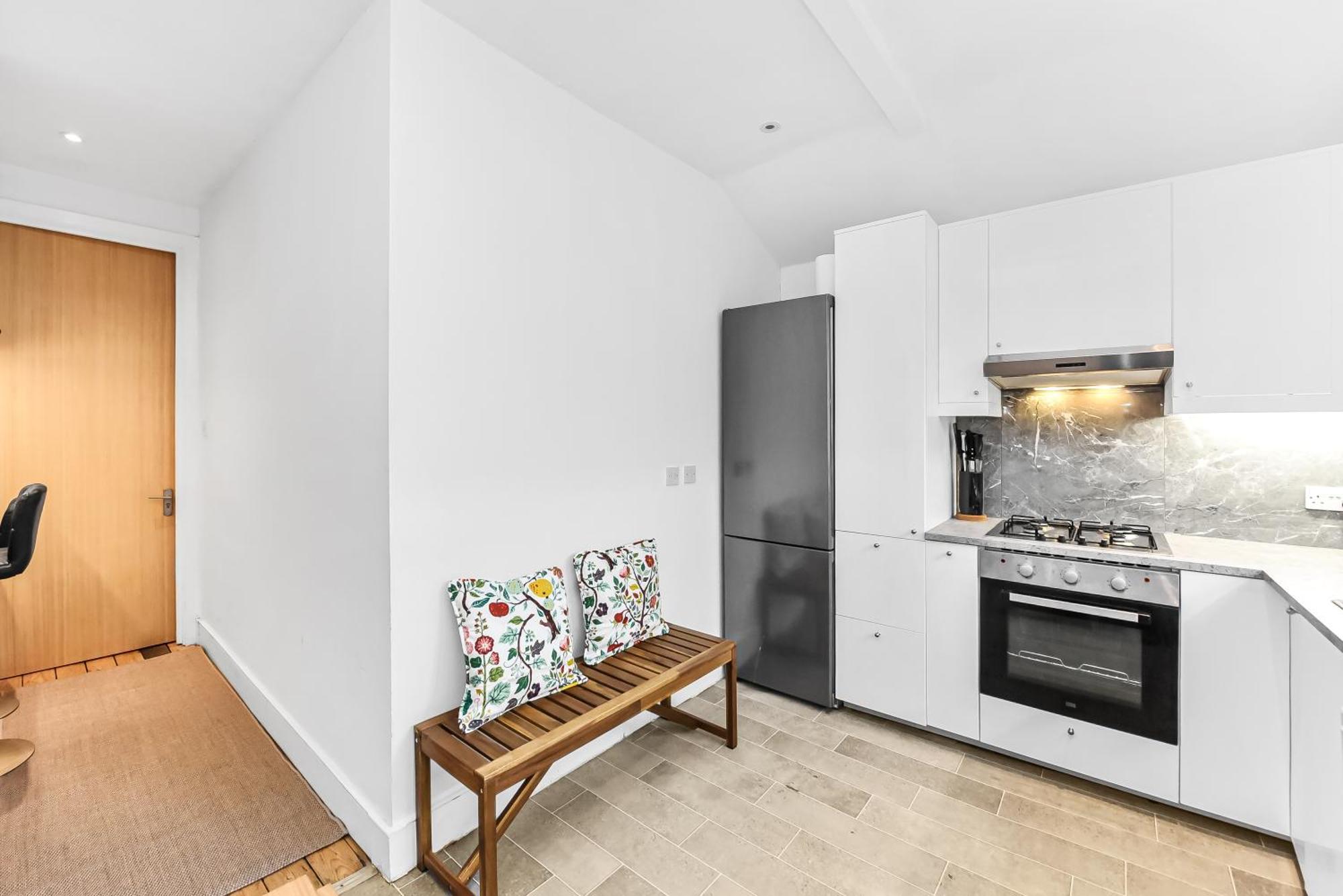 Groves 4 Bedroom, Shepherds Bush Лондон Екстер'єр фото
